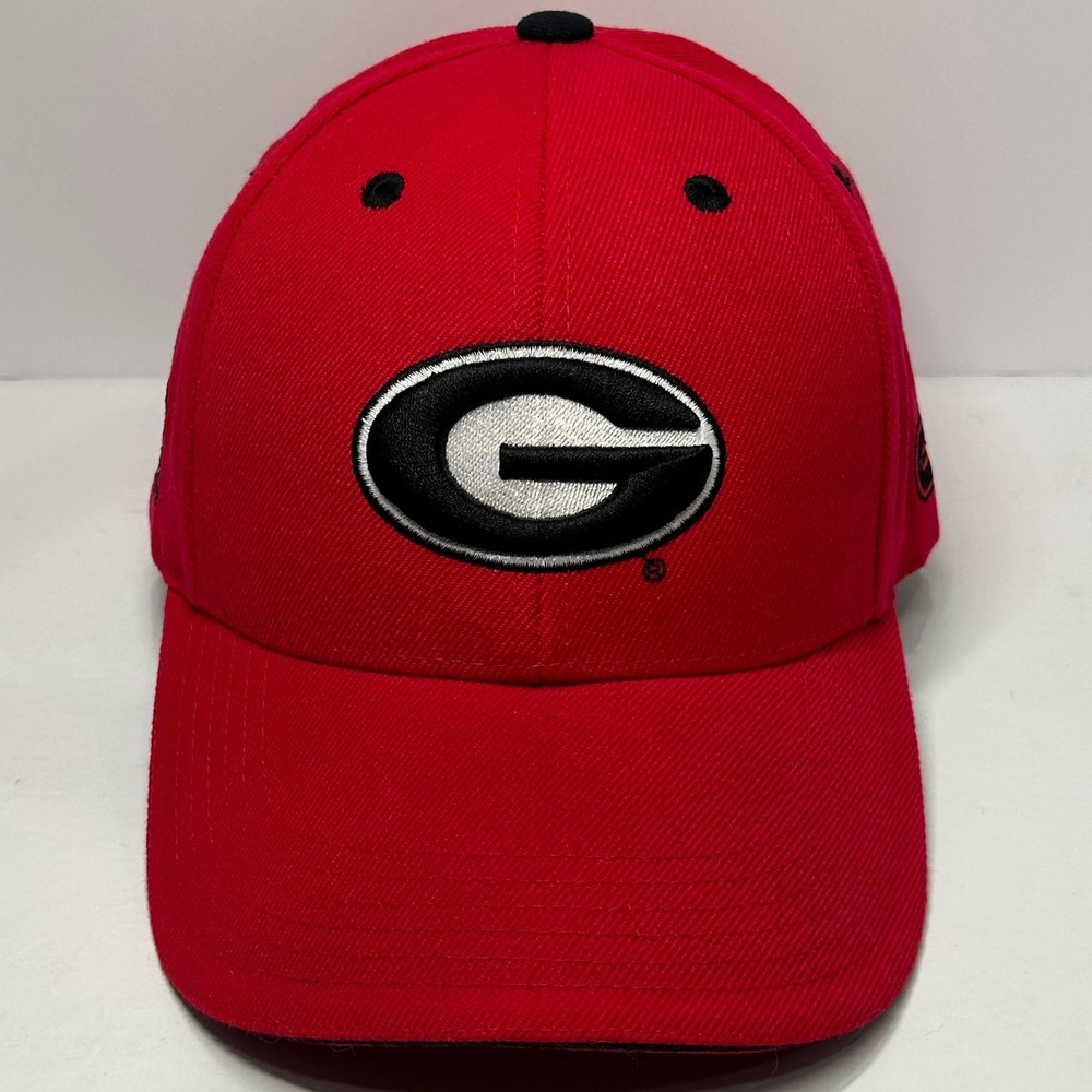 Colosseum Georgia Bulldogs Hat Red Black NCAA Baseball Cap Adjustable College